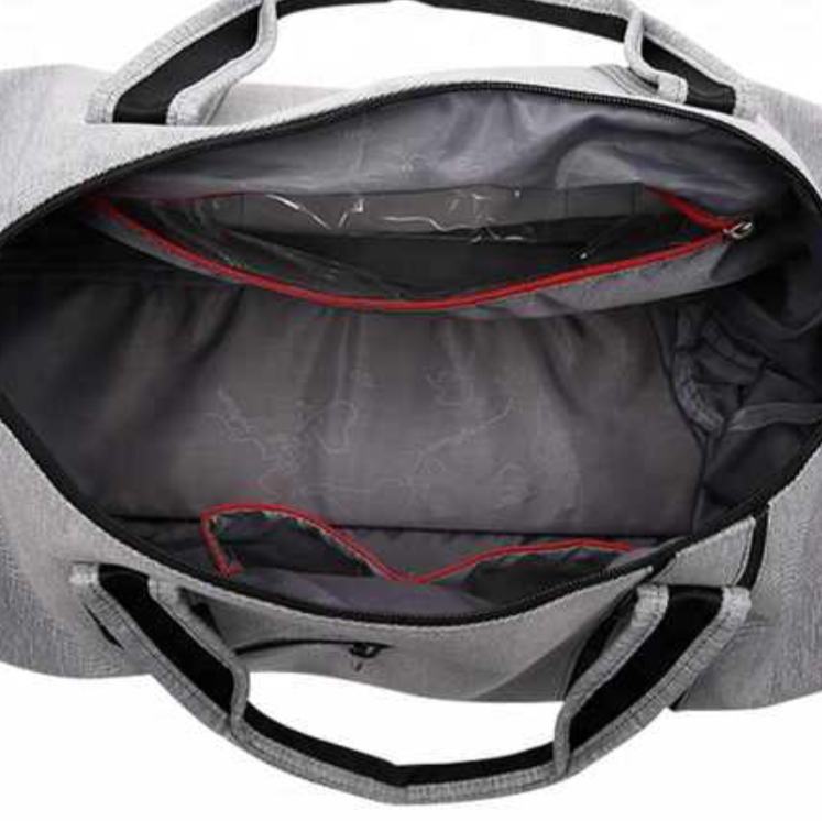 TRAVEL / SPORTS DUFFEL BAG