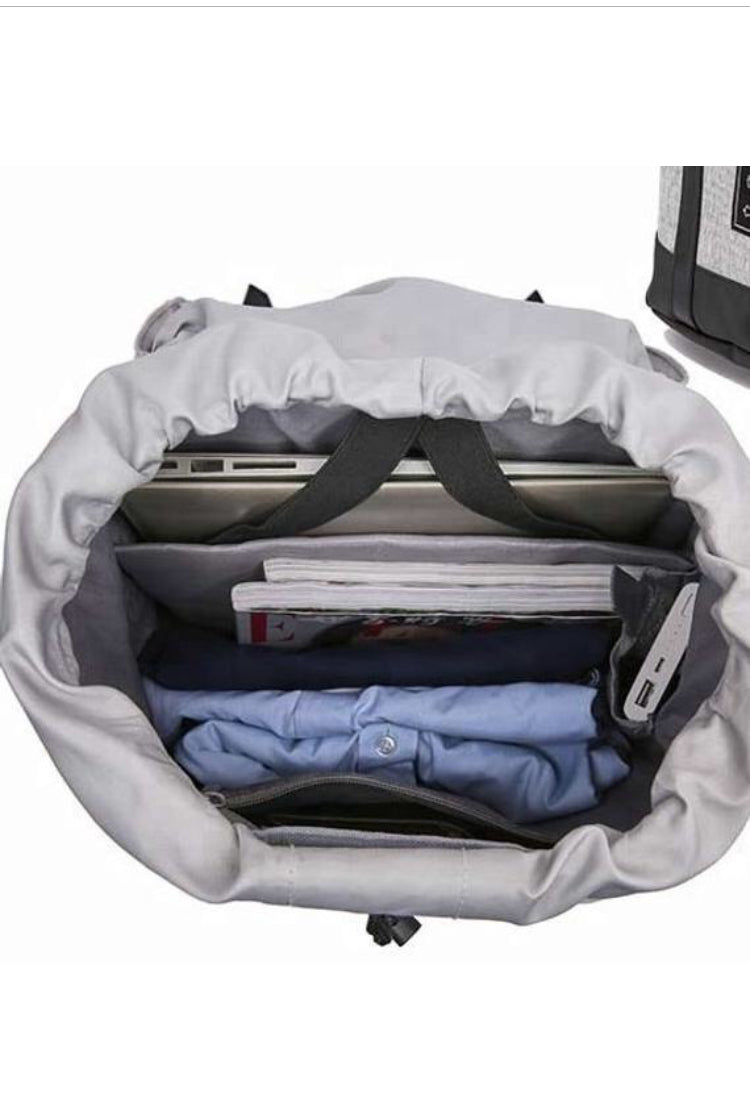 DUSTY MAE USB PORT CHARGEABLE BACKPACK (GREY) Limited Edition